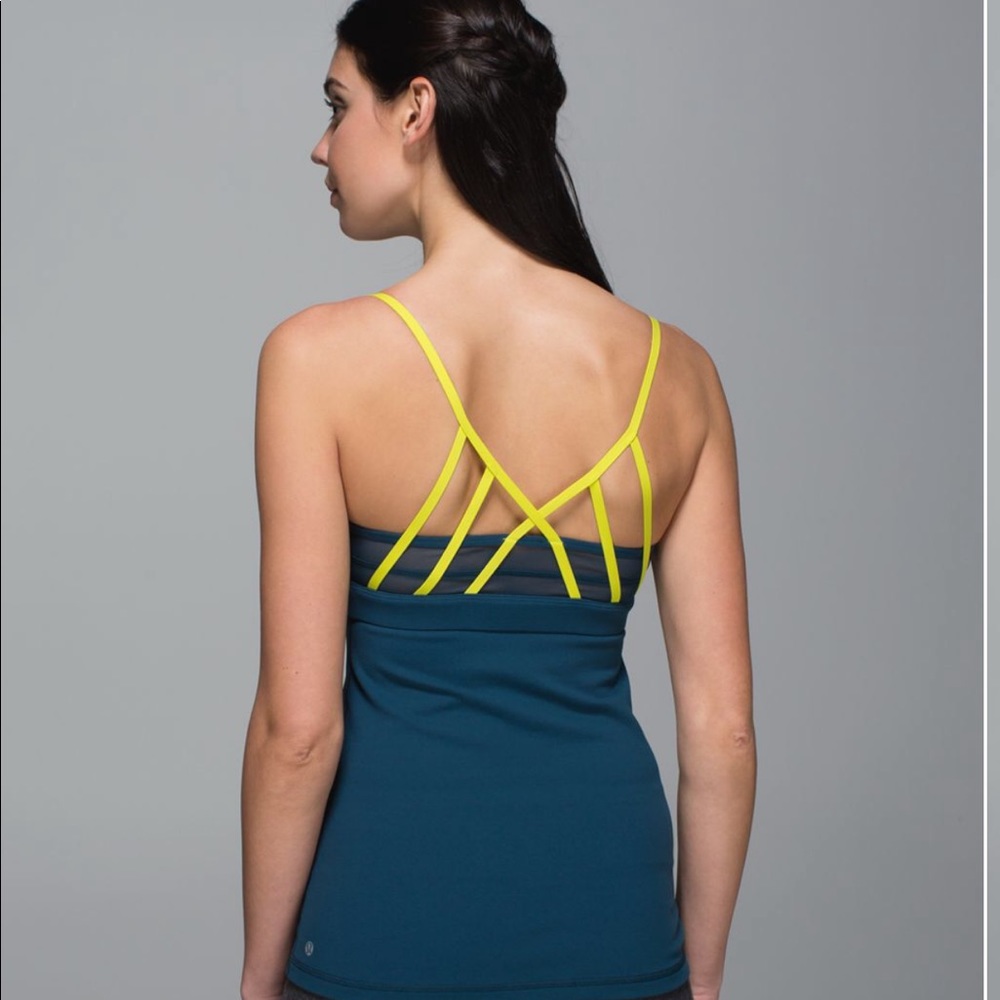 Like new Lululemon Just Breathe tank